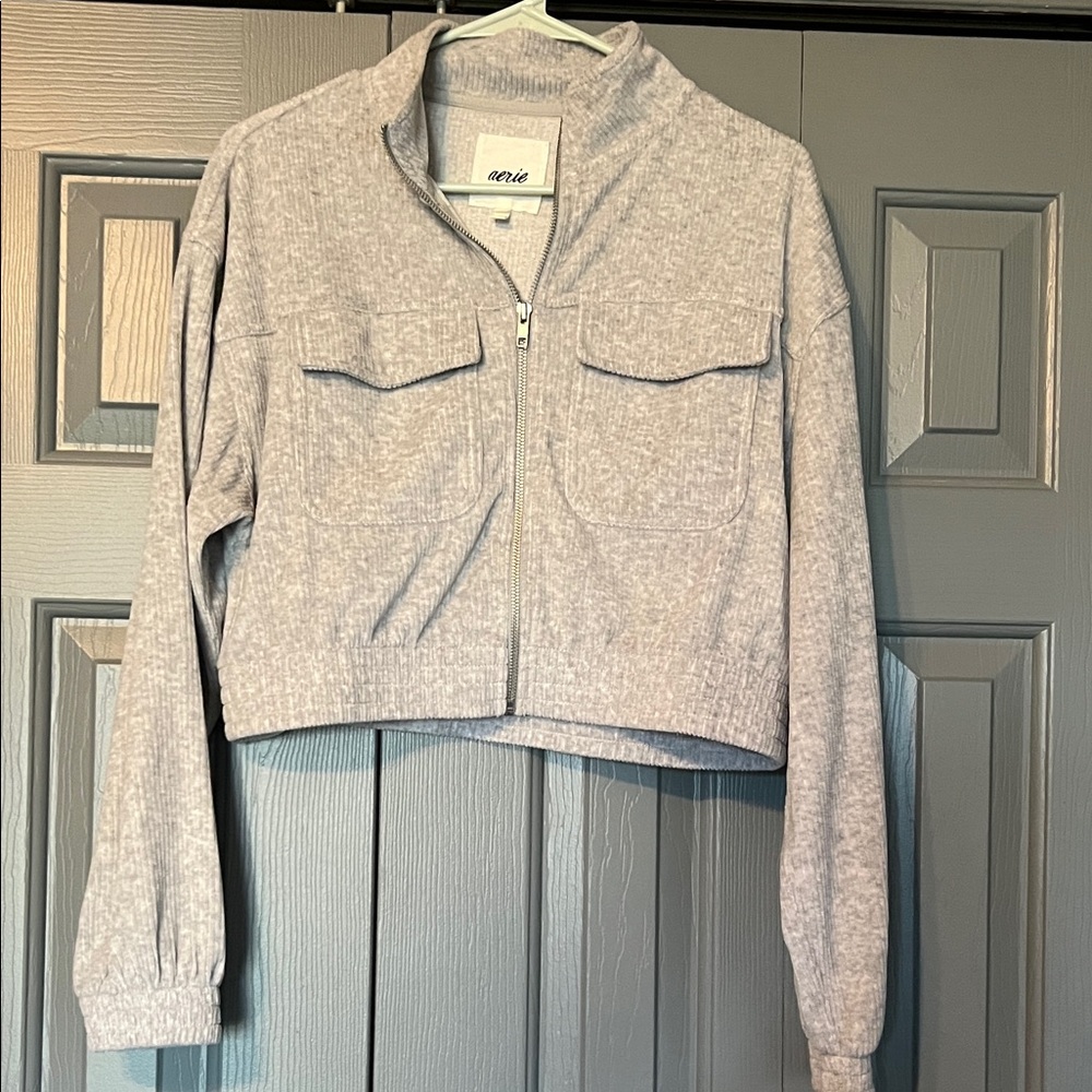 aerie Heather Light Gray Cropped Zip Utility Jacket